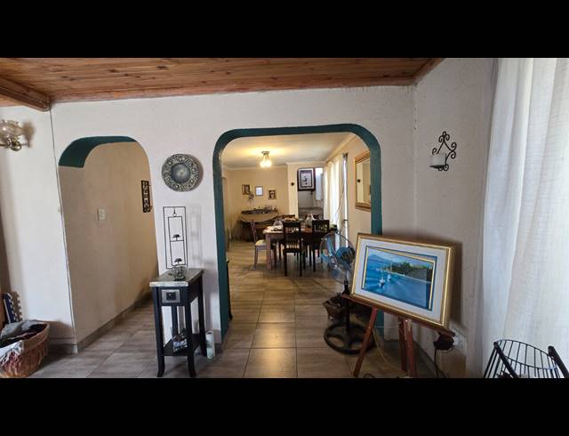 4 BEDROOM FREEHOLD FOR SALE IN ELANDSPARK